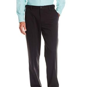 Dockers Men's Relaxed Fit Comfort Khaki Pants